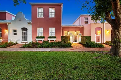 568 Loretto Ave #11, Coral Gables, FL 33146 - Photo 1