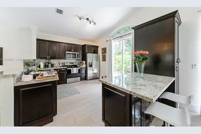 15126 SW 49th St, Davie, FL 33331 - Photo 1