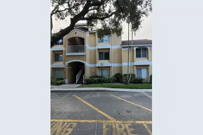 2350 NW 33rd St #805, Oakland Park, FL 33309 - Photo 1