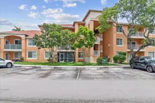 6952 SW 39th St, Davie, FL 33314 - Photo 1