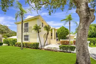 15281 Wilshire Ct, Pembroke Pines, FL 33027 - Photo 1