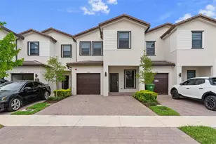 15983 SW 2nd Pl, Pembroke Pines, FL 33027 - Photo 1
