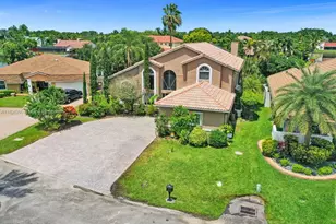 9940 SW 4th St, Plantation, FL 33324 - Photo 1