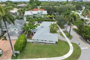 1101 Cordova Rd, Fort Lauderdale, FL 33316 - Photo 1