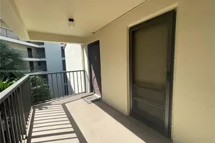 2312 S Cypress Bend Dr, Pompano Beach, FL 33069 - Photo 1