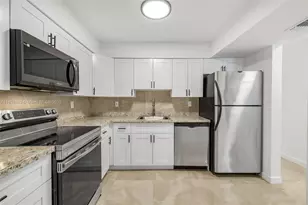 622 NW 11th St, Miami, FL 33136 - Photo 1