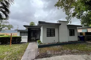 1608 S 19th Ave, Hollywood, FL 33020 - Photo 1