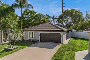 18396 NW 6th St, Pembroke Pines, FL 33029 - Photo 1