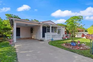 521 SE 5th St, Hialeah, FL 33010 - Photo 1