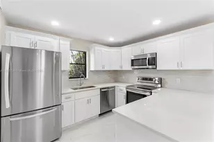 7744 W Courtyard Run W, Boca Raton, FL 33433 - Photo 1