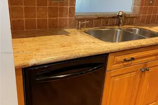 8735 Ramblewood Dr, Coral Springs, FL 33071 - Photo 11