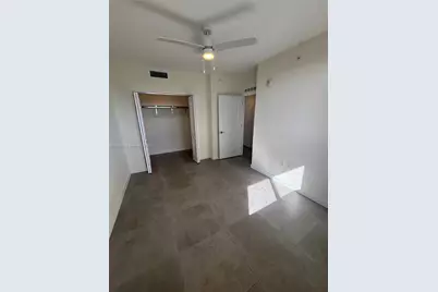 16395 Biscayne Blvd #1224, North Miami Beach, FL 33160 - Photo 1