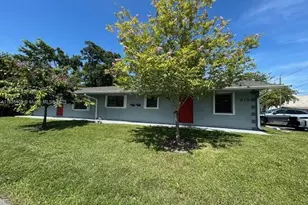 815 SW 2nd Ave, Hallandale Beach, FL 33009 - Photo 1