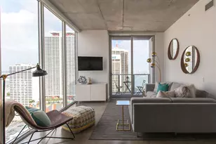 151 SE 1st St, Miami, FL 33131 - Photo 1