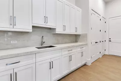 524 13th St SW, Naples, FL 34117 - Photo 29