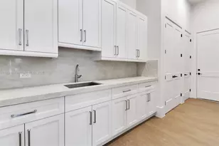 524 13th St SW, Naples, FL 34117 - Photo 29