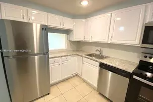 7831 N Colony Cir, Tamarac, FL 33321 - Photo 1