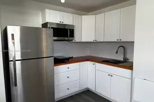 2115 N 17th Ct, Hollywood, FL 33020 - Photo 1