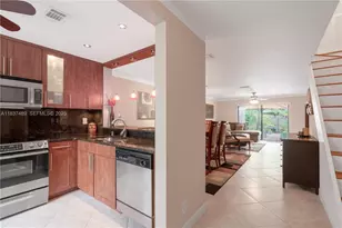 3024 S Oakland Forest Dr, Oakland Park, FL 33309 - Photo 1