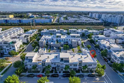 10426 NW 64th Ter, Doral, FL 33178 - Photo 1