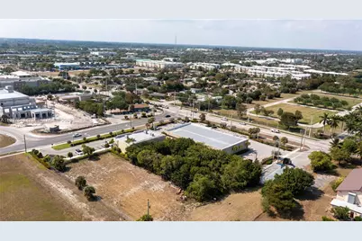 1022 SW 9th Ave, Delray Beach, FL 33444 - Photo 1