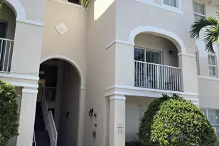 11605 NW 89th St, Doral, FL 33178 - Photo 1