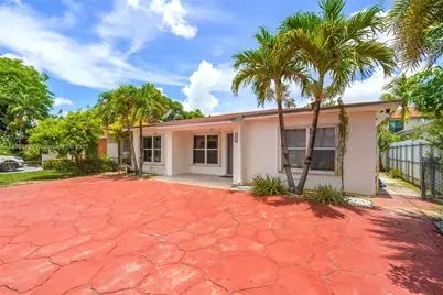 2761 SW 33rd Ct, Miami, FL 33133 - Photo 1