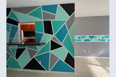 2060 Hollywood Blvd #3, Hollywood, FL 33020 - Photo 1