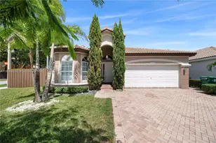 8555 NW 111th Ct, Doral, FL 33178 - Photo 1
