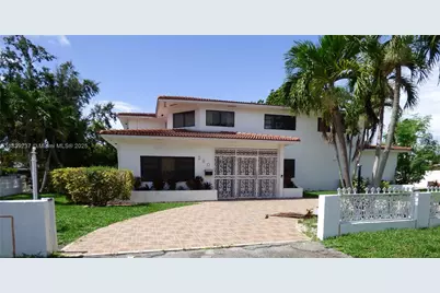 290 NE 108th St, Miami, FL 33161 - Photo 1