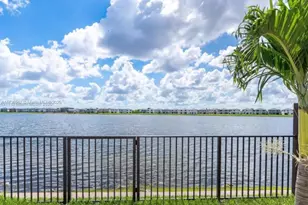 9076 NW 158th St, Miami Lakes, FL 33018 - Photo 1