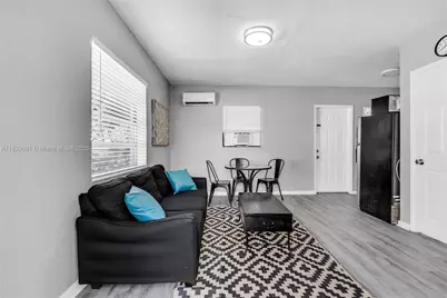 105 SW 5 Ct #3, Dania Beach, FL 33004 - Photo 1