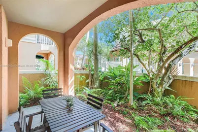 19701 E Country Club Dr #5104, Aventura, FL 33180 - Photo 1