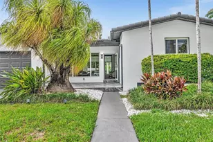 915 N 14th Ave, Hollywood, FL 33020 - Photo 1