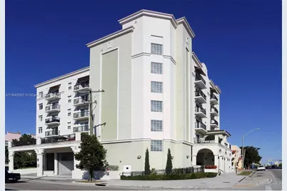 435 SW 12th Ave #501, Miami, FL 33130 - Photo 1