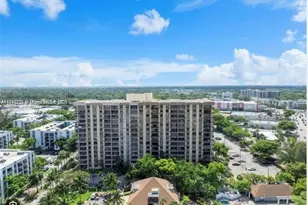 1470 NE 123rd St, North Miami, FL 33161 - Photo 1