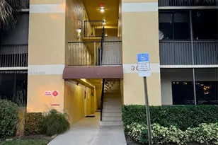 3005 N Oakland Forest Dr, Oakland Park, FL 33309 - Photo 1