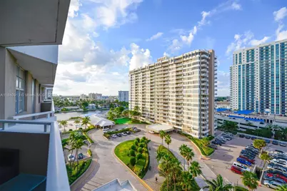 1985 S Ocean Dr #9H, Hallandale Beach, FL 33009 - Photo 1