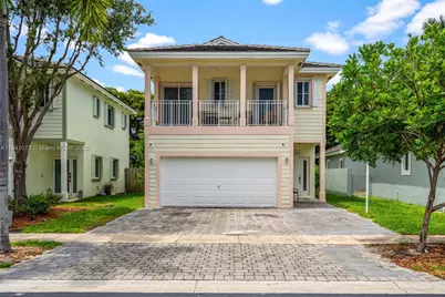 3135 NE 4th St, Homestead, FL 33033 - Photo 1