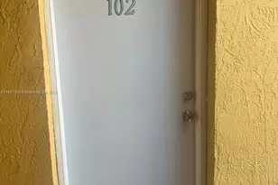 560 NW 114th Ave, Sweetwater, FL 33172 - Photo 1