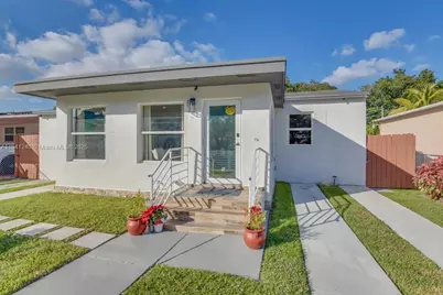 19 NE 115th St #Main House, Miami, FL 33161 - Photo 1