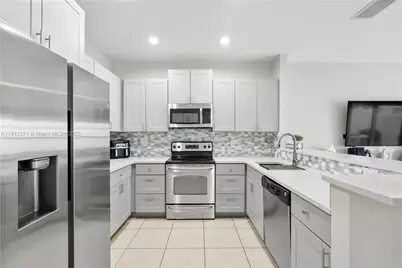 2979 NW 30th Pl, Oakland Park, FL 33311 - Photo 1