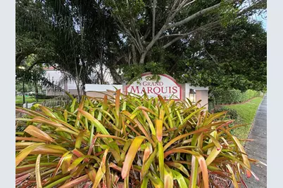 10105 W Sunrise Blvd #305, Plantation, FL 33322 - Photo 1