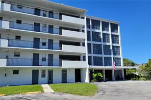 950 Hillcrest Dr, Hollywood, FL 33021 - Photo 1