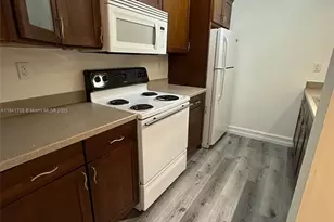 7075 NW 186th St, Hialeah, FL 33015 - Photo 1