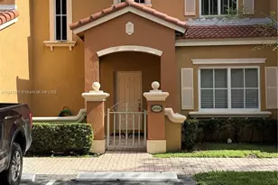 8424 NW 139th Terrace, Miami Lakes, FL 33016 - Photo 1