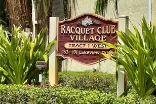 185 Lakeview Dr, Weston, FL 33326 - Photo 1