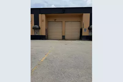 1584 W 39 Pl #1584, Hialeah, FL 33012 - Photo 1