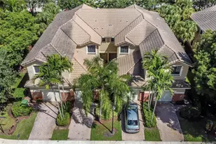 4333 Vineyard Cir, Weston, FL 33332 - Photo 1