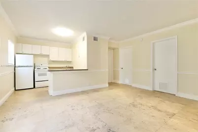 1429 SW 9th St #5, Fort Lauderdale, FL 33312 - Photo 1
